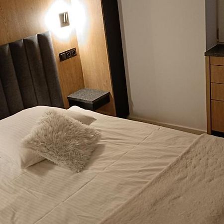 Apartament 3 Maja 4 Apartment Gorlice Luaran gambar