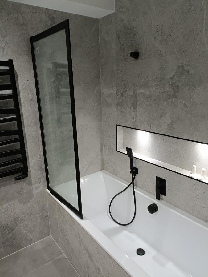 Apartament 3 Maja 4 Apartment Gorlice Luaran gambar